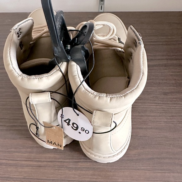 NWT Men’s faux leather size 10 hiking boot - Picture 4 of 6